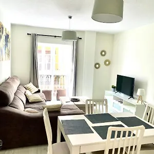 https://fantstico-piso-en-el-corazn-de-mlaga-con-patio.es-andalucia.com